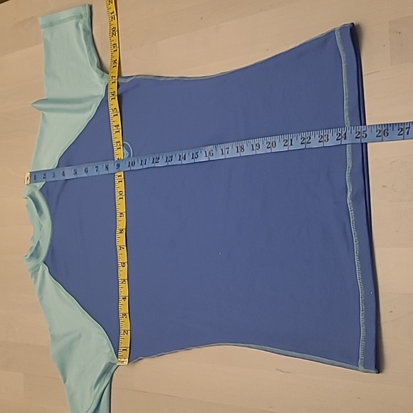 EUC Roxy Rashguard Blue Short Sleeved Top - Picture 5 of 10